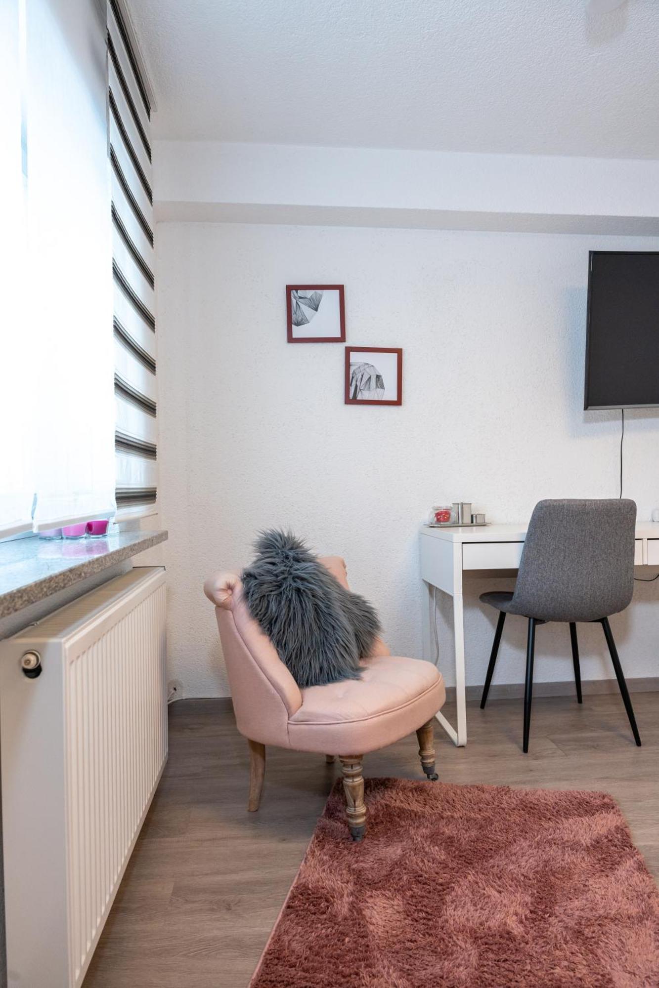 Modern House With Pool - 3 Bedrooms 2 Bathrooms Memmingen Eksteriør bilde
