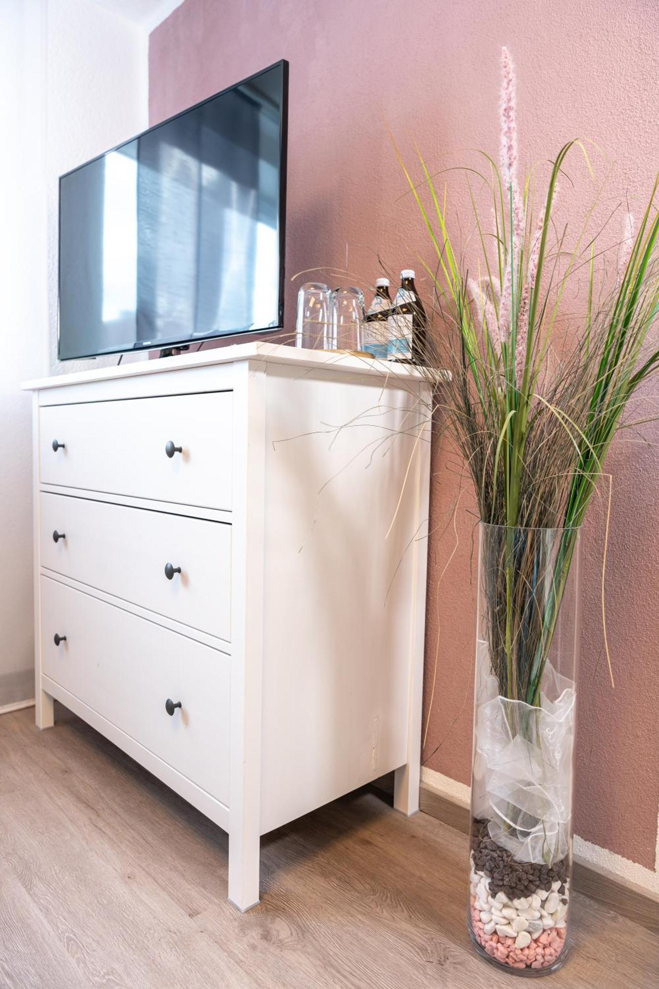 Modern House With Pool - 3 Bedrooms 2 Bathrooms Memmingen Eksteriør bilde